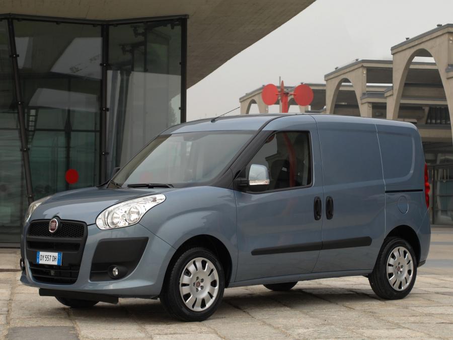  Fiat Doblo Cargo 2010 года  (фото 9 из 19)